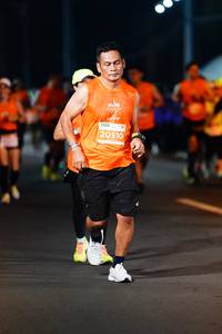 BIB: 20510
                            <button type="button" onclick="openModal(14828003)" class="btn btn-primary btn-sm float-right btn-popup" data-toggle="modal" data-target=".modal-high-quality">
                        <i class="fas fa-shopping-cart"></i> Add to Cart
                    </button>
                                            <button type="button" onclick="isThisMe(14828003, true)" class="btn btn-success btn-sm float-right btn-popup btn-isme hidden" data-toggle="tooltip" data-placement="bottom" title="นี่คือรูปของคุณใช่ไหม คลิกที่นี่เพื่อเอาเข้าอัลบั้ม">
                        <i class="fas fa-plus"></i> Add to album
                    </button>
                    <button type="button" onclick="isThisMe(14828003, false)" class="btn btn-warning btn-sm float-right btn-popup btn-isnotme hidden">
                        <i class="fas fa-ban"></i> Remove from album
                    </button>