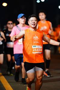 BIB: 2021, 25430
                            <button type="button" onclick="openModal(14926189)" class="btn btn-primary btn-sm float-right btn-popup" data-toggle="modal" data-target=".modal-high-quality">
                        <i class="fas fa-shopping-cart"></i> Add to Cart
                    </button>
                                            <button type="button" onclick="isThisMe(14926189, true)" class="btn btn-success btn-sm float-right btn-popup btn-isme hidden" data-toggle="tooltip" data-placement="bottom" title="นี่คือรูปของคุณใช่ไหม คลิกที่นี่เพื่อเอาเข้าอัลบั้ม">
                        <i class="fas fa-plus"></i> Add to album
                    </button>
                    <button type="button" onclick="isThisMe(14926189, false)" class="btn btn-warning btn-sm float-right btn-popup btn-isnotme hidden">
                        <i class="fas fa-ban"></i> Remove from album
                    </button>