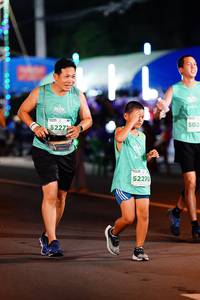BIB: 502, 52271, 52270
                            <button type="button" onclick="openModal(14418346)" class="btn btn-primary btn-sm float-right btn-popup" data-toggle="modal" data-target=".modal-high-quality">
                        <i class="fas fa-shopping-cart"></i> Add to Cart
                    </button>
                                            <button type="button" onclick="isThisMe(14418346, true)" class="btn btn-success btn-sm float-right btn-popup btn-isme hidden" data-toggle="tooltip" data-placement="bottom" title="นี่คือรูปของคุณใช่ไหม คลิกที่นี่เพื่อเอาเข้าอัลบั้ม">
                        <i class="fas fa-plus"></i> Add to album
                    </button>
                    <button type="button" onclick="isThisMe(14418346, false)" class="btn btn-warning btn-sm float-right btn-popup btn-isnotme hidden">
                        <i class="fas fa-ban"></i> Remove from album
                    </button>