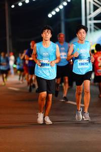 BIB: 0385, 13675, 
                            <button type="button" onclick="openModal(14405026)" class="btn btn-primary btn-sm float-right btn-popup" data-toggle="modal" data-target=".modal-high-quality">
                        <i class="fas fa-shopping-cart"></i> Add to Cart
                    </button>
                                            <button type="button" onclick="isThisMe(14405026, true)" class="btn btn-success btn-sm float-right btn-popup btn-isme hidden" data-toggle="tooltip" data-placement="bottom" title="นี่คือรูปของคุณใช่ไหม คลิกที่นี่เพื่อเอาเข้าอัลบั้ม">
                        <i class="fas fa-plus"></i> Add to album
                    </button>
                    <button type="button" onclick="isThisMe(14405026, false)" class="btn btn-warning btn-sm float-right btn-popup btn-isnotme hidden">
                        <i class="fas fa-ban"></i> Remove from album
                    </button>
