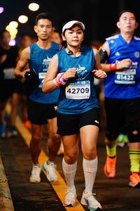 BIB: 81422, 42709
                            <button type="button" onclick="openModal(14625179)" class="btn btn-primary btn-sm float-right btn-popup" data-toggle="modal" data-target=".modal-high-quality">
                        <i class="fas fa-shopping-cart"></i> Add to Cart
                    </button>
                                            <button type="button" onclick="isThisMe(14625179, true)" class="btn btn-success btn-sm float-right btn-popup btn-isme hidden" data-toggle="tooltip" data-placement="bottom" title="นี่คือรูปของคุณใช่ไหม คลิกที่นี่เพื่อเอาเข้าอัลบั้ม">
                        <i class="fas fa-plus"></i> Add to album
                    </button>
                    <button type="button" onclick="isThisMe(14625179, false)" class="btn btn-warning btn-sm float-right btn-popup btn-isnotme hidden">
                        <i class="fas fa-ban"></i> Remove from album
                    </button>