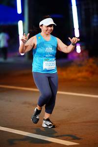 BIB: 201, 11225
                            <button type="button" onclick="openModal(14404601)" class="btn btn-primary btn-sm float-right btn-popup" data-toggle="modal" data-target=".modal-high-quality">
                        <i class="fas fa-shopping-cart"></i> Add to Cart
                    </button>
                                            <button type="button" onclick="isThisMe(14404601, true)" class="btn btn-success btn-sm float-right btn-popup btn-isme hidden" data-toggle="tooltip" data-placement="bottom" title="นี่คือรูปของคุณใช่ไหม คลิกที่นี่เพื่อเอาเข้าอัลบั้ม">
                        <i class="fas fa-plus"></i> Add to album
                    </button>
                    <button type="button" onclick="isThisMe(14404601, false)" class="btn btn-warning btn-sm float-right btn-popup btn-isnotme hidden">
                        <i class="fas fa-ban"></i> Remove from album
                    </button>