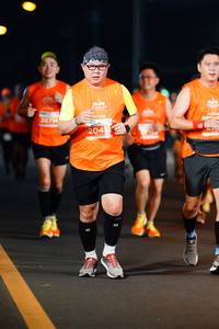 BIB: 20714, 204
                            <button type="button" onclick="openModal(14838806)" class="btn btn-primary btn-sm float-right btn-popup" data-toggle="modal" data-target=".modal-high-quality">
                        <i class="fas fa-shopping-cart"></i> Add to Cart
                    </button>
                                            <button type="button" onclick="isThisMe(14838806, true)" class="btn btn-success btn-sm float-right btn-popup btn-isme hidden" data-toggle="tooltip" data-placement="bottom" title="นี่คือรูปของคุณใช่ไหม คลิกที่นี่เพื่อเอาเข้าอัลบั้ม">
                        <i class="fas fa-plus"></i> Add to album
                    </button>
                    <button type="button" onclick="isThisMe(14838806, false)" class="btn btn-warning btn-sm float-right btn-popup btn-isnotme hidden">
                        <i class="fas fa-ban"></i> Remove from album
                    </button>