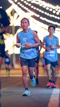 BIB: 1359, 1015
                            <button type="button" onclick="openModal(15157018)" class="btn btn-primary btn-sm float-right btn-popup" data-toggle="modal" data-target=".modal-high-quality">
                        <i class="fas fa-shopping-cart"></i> Add to Cart
                    </button>
                                            <button type="button" onclick="isThisMe(15157018, true)" class="btn btn-success btn-sm float-right btn-popup btn-isme hidden" data-toggle="tooltip" data-placement="bottom" title="นี่คือรูปของคุณใช่ไหม คลิกที่นี่เพื่อเอาเข้าอัลบั้ม">
                        <i class="fas fa-plus"></i> Add to album
                    </button>
                    <button type="button" onclick="isThisMe(15157018, false)" class="btn btn-warning btn-sm float-right btn-popup btn-isnotme hidden">
                        <i class="fas fa-ban"></i> Remove from album
                    </button>