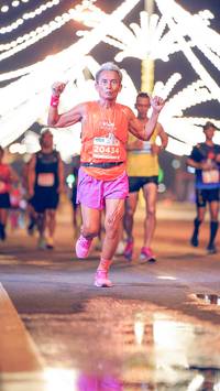 BIB: 20434
                            <button type="button" onclick="openModal(15500425)" class="btn btn-primary btn-sm float-right btn-popup" data-toggle="modal" data-target=".modal-high-quality">
                        <i class="fas fa-shopping-cart"></i> Add to Cart
                    </button>
                                            <button type="button" onclick="isThisMe(15500425, true)" class="btn btn-success btn-sm float-right btn-popup btn-isme hidden" data-toggle="tooltip" data-placement="bottom" title="นี่คือรูปของคุณใช่ไหม คลิกที่นี่เพื่อเอาเข้าอัลบั้ม">
                        <i class="fas fa-plus"></i> Add to album
                    </button>
                    <button type="button" onclick="isThisMe(15500425, false)" class="btn btn-warning btn-sm float-right btn-popup btn-isnotme hidden">
                        <i class="fas fa-ban"></i> Remove from album
                    </button>