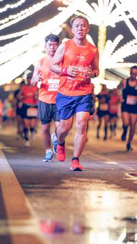 BIB: 2626
                            <button type="button" onclick="openModal(15507346)" class="btn btn-primary btn-sm float-right btn-popup" data-toggle="modal" data-target=".modal-high-quality">
                        <i class="fas fa-shopping-cart"></i> Add to Cart
                    </button>
                                            <button type="button" onclick="isThisMe(15507346, true)" class="btn btn-success btn-sm float-right btn-popup btn-isme hidden" data-toggle="tooltip" data-placement="bottom" title="นี่คือรูปของคุณใช่ไหม คลิกที่นี่เพื่อเอาเข้าอัลบั้ม">
                        <i class="fas fa-plus"></i> Add to album
                    </button>
                    <button type="button" onclick="isThisMe(15507346, false)" class="btn btn-warning btn-sm float-right btn-popup btn-isnotme hidden">
                        <i class="fas fa-ban"></i> Remove from album
                    </button>