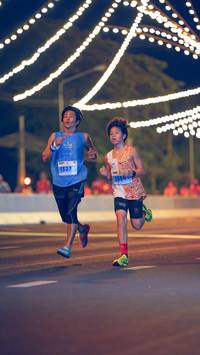 BIB: 1327, 1556
                            <button type="button" onclick="openModal(14610264)" class="btn btn-primary btn-sm float-right btn-popup" data-toggle="modal" data-target=".modal-high-quality">
                        <i class="fas fa-shopping-cart"></i> Add to Cart
                    </button>
                                            <button type="button" onclick="isThisMe(14610264, true)" class="btn btn-success btn-sm float-right btn-popup btn-isme hidden" data-toggle="tooltip" data-placement="bottom" title="นี่คือรูปของคุณใช่ไหม คลิกที่นี่เพื่อเอาเข้าอัลบั้ม">
                        <i class="fas fa-plus"></i> Add to album
                    </button>
                    <button type="button" onclick="isThisMe(14610264, false)" class="btn btn-warning btn-sm float-right btn-popup btn-isnotme hidden">
                        <i class="fas fa-ban"></i> Remove from album
                    </button>