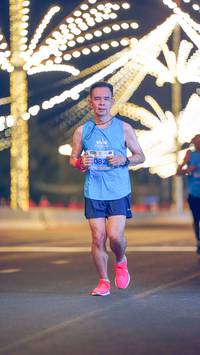 BIB: 082
                            <button type="button" onclick="openModal(15137587)" class="btn btn-primary btn-sm float-right btn-popup" data-toggle="modal" data-target=".modal-high-quality">
                        <i class="fas fa-shopping-cart"></i> Add to Cart
                    </button>
                                            <button type="button" onclick="isThisMe(15137587, true)" class="btn btn-success btn-sm float-right btn-popup btn-isme hidden" data-toggle="tooltip" data-placement="bottom" title="นี่คือรูปของคุณใช่ไหม คลิกที่นี่เพื่อเอาเข้าอัลบั้ม">
                        <i class="fas fa-plus"></i> Add to album
                    </button>
                    <button type="button" onclick="isThisMe(15137587, false)" class="btn btn-warning btn-sm float-right btn-popup btn-isnotme hidden">
                        <i class="fas fa-ban"></i> Remove from album
                    </button>