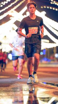 BIB: 20425
                            <button type="button" onclick="openModal(15548541)" class="btn btn-primary btn-sm float-right btn-popup" data-toggle="modal" data-target=".modal-high-quality">
                        <i class="fas fa-shopping-cart"></i> Add to Cart
                    </button>
                                            <button type="button" onclick="isThisMe(15548541, true)" class="btn btn-success btn-sm float-right btn-popup btn-isme hidden" data-toggle="tooltip" data-placement="bottom" title="นี่คือรูปของคุณใช่ไหม คลิกที่นี่เพื่อเอาเข้าอัลบั้ม">
                        <i class="fas fa-plus"></i> Add to album
                    </button>
                    <button type="button" onclick="isThisMe(15548541, false)" class="btn btn-warning btn-sm float-right btn-popup btn-isnotme hidden">
                        <i class="fas fa-ban"></i> Remove from album
                    </button>