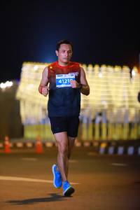 BIB: 4121
                            <button type="button" onclick="openModal(14036891)" class="btn btn-primary btn-sm float-right btn-popup" data-toggle="modal" data-target=".modal-high-quality">
                        <i class="fas fa-shopping-cart"></i> Add to Cart
                    </button>
                                            <button type="button" onclick="isThisMe(14036891, true)" class="btn btn-success btn-sm float-right btn-popup btn-isme hidden" data-toggle="tooltip" data-placement="bottom" title="นี่คือรูปของคุณใช่ไหม คลิกที่นี่เพื่อเอาเข้าอัลบั้ม">
                        <i class="fas fa-plus"></i> Add to album
                    </button>
                    <button type="button" onclick="isThisMe(14036891, false)" class="btn btn-warning btn-sm float-right btn-popup btn-isnotme hidden">
                        <i class="fas fa-ban"></i> Remove from album
                    </button>
