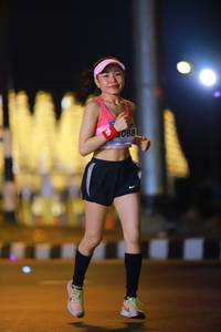 BIB: 088
                            <button type="button" onclick="openModal(14069983)" class="btn btn-primary btn-sm float-right btn-popup" data-toggle="modal" data-target=".modal-high-quality">
                        <i class="fas fa-shopping-cart"></i> Add to Cart
                    </button>
                                            <button type="button" onclick="isThisMe(14069983, true)" class="btn btn-success btn-sm float-right btn-popup btn-isme hidden" data-toggle="tooltip" data-placement="bottom" title="นี่คือรูปของคุณใช่ไหม คลิกที่นี่เพื่อเอาเข้าอัลบั้ม">
                        <i class="fas fa-plus"></i> Add to album
                    </button>
                    <button type="button" onclick="isThisMe(14069983, false)" class="btn btn-warning btn-sm float-right btn-popup btn-isnotme hidden">
                        <i class="fas fa-ban"></i> Remove from album
                    </button>