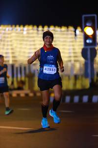 BIB: 42933
                            <button type="button" onclick="openModal(14062956)" class="btn btn-primary btn-sm float-right btn-popup" data-toggle="modal" data-target=".modal-high-quality">
                        <i class="fas fa-shopping-cart"></i> Add to Cart
                    </button>
                                            <button type="button" onclick="isThisMe(14062956, true)" class="btn btn-success btn-sm float-right btn-popup btn-isme hidden" data-toggle="tooltip" data-placement="bottom" title="นี่คือรูปของคุณใช่ไหม คลิกที่นี่เพื่อเอาเข้าอัลบั้ม">
                        <i class="fas fa-plus"></i> Add to album
                    </button>
                    <button type="button" onclick="isThisMe(14062956, false)" class="btn btn-warning btn-sm float-right btn-popup btn-isnotme hidden">
                        <i class="fas fa-ban"></i> Remove from album
                    </button>