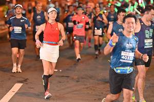 BIB: 46528, 4628, 40332
                            <button type="button" onclick="openModal(14739829)" class="btn btn-primary btn-sm float-right btn-popup" data-toggle="modal" data-target=".modal-high-quality">
                        <i class="fas fa-shopping-cart"></i> Add to Cart
                    </button>
                                            <button type="button" onclick="isThisMe(14739829, true)" class="btn btn-success btn-sm float-right btn-popup btn-isme hidden" data-toggle="tooltip" data-placement="bottom" title="นี่คือรูปของคุณใช่ไหม คลิกที่นี่เพื่อเอาเข้าอัลบั้ม">
                        <i class="fas fa-plus"></i> Add to album
                    </button>
                    <button type="button" onclick="isThisMe(14739829, false)" class="btn btn-warning btn-sm float-right btn-popup btn-isnotme hidden">
                        <i class="fas fa-ban"></i> Remove from album
                    </button>