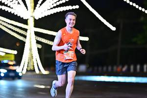 BIB: 22013
                            <button type="button" onclick="openModal(14921029)" class="btn btn-primary btn-sm float-right btn-popup" data-toggle="modal" data-target=".modal-high-quality">
                        <i class="fas fa-shopping-cart"></i> Add to Cart
                    </button>
                                            <button type="button" onclick="isThisMe(14921029, true)" class="btn btn-success btn-sm float-right btn-popup btn-isme hidden" data-toggle="tooltip" data-placement="bottom" title="นี่คือรูปของคุณใช่ไหม คลิกที่นี่เพื่อเอาเข้าอัลบั้ม">
                        <i class="fas fa-plus"></i> Add to album
                    </button>
                    <button type="button" onclick="isThisMe(14921029, false)" class="btn btn-warning btn-sm float-right btn-popup btn-isnotme hidden">
                        <i class="fas fa-ban"></i> Remove from album
                    </button>