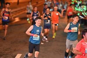 BIB: 972, 42033
                            <button type="button" onclick="openModal(14661584)" class="btn btn-primary btn-sm float-right btn-popup" data-toggle="modal" data-target=".modal-high-quality">
                        <i class="fas fa-shopping-cart"></i> Add to Cart
                    </button>
                                            <button type="button" onclick="isThisMe(14661584, true)" class="btn btn-success btn-sm float-right btn-popup btn-isme hidden" data-toggle="tooltip" data-placement="bottom" title="นี่คือรูปของคุณใช่ไหม คลิกที่นี่เพื่อเอาเข้าอัลบั้ม">
                        <i class="fas fa-plus"></i> Add to album
                    </button>
                    <button type="button" onclick="isThisMe(14661584, false)" class="btn btn-warning btn-sm float-right btn-popup btn-isnotme hidden">
                        <i class="fas fa-ban"></i> Remove from album
                    </button>