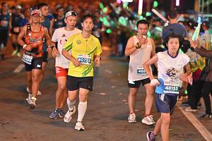 BIB: 40725, 499, 468, 48153
                            <button type="button" onclick="openModal(14717636)" class="btn btn-primary btn-sm float-right btn-popup" data-toggle="modal" data-target=".modal-high-quality">
                        <i class="fas fa-shopping-cart"></i> Add to Cart
                    </button>
                                            <button type="button" onclick="isThisMe(14717636, true)" class="btn btn-success btn-sm float-right btn-popup btn-isme hidden" data-toggle="tooltip" data-placement="bottom" title="นี่คือรูปของคุณใช่ไหม คลิกที่นี่เพื่อเอาเข้าอัลบั้ม">
                        <i class="fas fa-plus"></i> Add to album
                    </button>
                    <button type="button" onclick="isThisMe(14717636, false)" class="btn btn-warning btn-sm float-right btn-popup btn-isnotme hidden">
                        <i class="fas fa-ban"></i> Remove from album
                    </button>