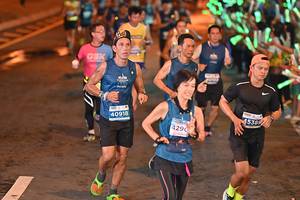 BIB: 40918, 45389, 4290
                            <button type="button" onclick="openModal(14659886)" class="btn btn-primary btn-sm float-right btn-popup" data-toggle="modal" data-target=".modal-high-quality">
                        <i class="fas fa-shopping-cart"></i> Add to Cart
                    </button>
                                            <button type="button" onclick="isThisMe(14659886, true)" class="btn btn-success btn-sm float-right btn-popup btn-isme hidden" data-toggle="tooltip" data-placement="bottom" title="นี่คือรูปของคุณใช่ไหม คลิกที่นี่เพื่อเอาเข้าอัลบั้ม">
                        <i class="fas fa-plus"></i> Add to album
                    </button>
                    <button type="button" onclick="isThisMe(14659886, false)" class="btn btn-warning btn-sm float-right btn-popup btn-isnotme hidden">
                        <i class="fas fa-ban"></i> Remove from album
                    </button>