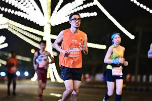 BIB: 26804, 23522
                            <button type="button" onclick="openModal(14933165)" class="btn btn-primary btn-sm float-right btn-popup" data-toggle="modal" data-target=".modal-high-quality">
                        <i class="fas fa-shopping-cart"></i> Add to Cart
                    </button>
                                            <button type="button" onclick="isThisMe(14933165, true)" class="btn btn-success btn-sm float-right btn-popup btn-isme hidden" data-toggle="tooltip" data-placement="bottom" title="นี่คือรูปของคุณใช่ไหม คลิกที่นี่เพื่อเอาเข้าอัลบั้ม">
                        <i class="fas fa-plus"></i> Add to album
                    </button>
                    <button type="button" onclick="isThisMe(14933165, false)" class="btn btn-warning btn-sm float-right btn-popup btn-isnotme hidden">
                        <i class="fas fa-ban"></i> Remove from album
                    </button>