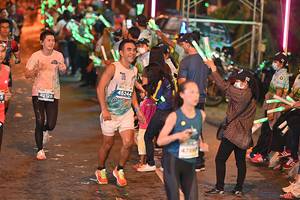 BIB: 45244, 42126, 471
                            <button type="button" onclick="openModal(14642706)" class="btn btn-primary btn-sm float-right btn-popup" data-toggle="modal" data-target=".modal-high-quality">
                        <i class="fas fa-shopping-cart"></i> Add to Cart
                    </button>
                                            <button type="button" onclick="isThisMe(14642706, true)" class="btn btn-success btn-sm float-right btn-popup btn-isme hidden" data-toggle="tooltip" data-placement="bottom" title="นี่คือรูปของคุณใช่ไหม คลิกที่นี่เพื่อเอาเข้าอัลบั้ม">
                        <i class="fas fa-plus"></i> Add to album
                    </button>
                    <button type="button" onclick="isThisMe(14642706, false)" class="btn btn-warning btn-sm float-right btn-popup btn-isnotme hidden">
                        <i class="fas fa-ban"></i> Remove from album
                    </button>