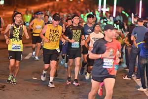 BIB: 40120, 094, 46490
                            <button type="button" onclick="openModal(14733441)" class="btn btn-primary btn-sm float-right btn-popup" data-toggle="modal" data-target=".modal-high-quality">
                        <i class="fas fa-shopping-cart"></i> Add to Cart
                    </button>
                                            <button type="button" onclick="isThisMe(14733441, true)" class="btn btn-success btn-sm float-right btn-popup btn-isme hidden" data-toggle="tooltip" data-placement="bottom" title="นี่คือรูปของคุณใช่ไหม คลิกที่นี่เพื่อเอาเข้าอัลบั้ม">
                        <i class="fas fa-plus"></i> Add to album
                    </button>
                    <button type="button" onclick="isThisMe(14733441, false)" class="btn btn-warning btn-sm float-right btn-popup btn-isnotme hidden">
                        <i class="fas fa-ban"></i> Remove from album
                    </button>