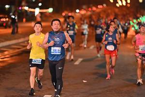 BIB: 0432, 87405
                            <button type="button" onclick="openModal(14701707)" class="btn btn-primary btn-sm float-right btn-popup" data-toggle="modal" data-target=".modal-high-quality">
                        <i class="fas fa-shopping-cart"></i> Add to Cart
                    </button>
                                            <button type="button" onclick="isThisMe(14701707, true)" class="btn btn-success btn-sm float-right btn-popup btn-isme hidden" data-toggle="tooltip" data-placement="bottom" title="นี่คือรูปของคุณใช่ไหม คลิกที่นี่เพื่อเอาเข้าอัลบั้ม">
                        <i class="fas fa-plus"></i> Add to album
                    </button>
                    <button type="button" onclick="isThisMe(14701707, false)" class="btn btn-warning btn-sm float-right btn-popup btn-isnotme hidden">
                        <i class="fas fa-ban"></i> Remove from album
                    </button>