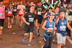 BIB: 2304, 41249, 721
                            <button type="button" onclick="openModal(14719717)" class="btn btn-primary btn-sm float-right btn-popup" data-toggle="modal" data-target=".modal-high-quality">
                        <i class="fas fa-shopping-cart"></i> Add to Cart
                    </button>
                                            <button type="button" onclick="isThisMe(14719717, true)" class="btn btn-success btn-sm float-right btn-popup btn-isme hidden" data-toggle="tooltip" data-placement="bottom" title="นี่คือรูปของคุณใช่ไหม คลิกที่นี่เพื่อเอาเข้าอัลบั้ม">
                        <i class="fas fa-plus"></i> Add to album
                    </button>
                    <button type="button" onclick="isThisMe(14719717, false)" class="btn btn-warning btn-sm float-right btn-popup btn-isnotme hidden">
                        <i class="fas fa-ban"></i> Remove from album
                    </button>