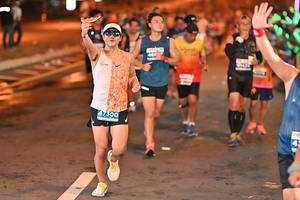 BIB: 460, 47300
                            <button type="button" onclick="openModal(14732604)" class="btn btn-primary btn-sm float-right btn-popup" data-toggle="modal" data-target=".modal-high-quality">
                        <i class="fas fa-shopping-cart"></i> Add to Cart
                    </button>
                                            <button type="button" onclick="isThisMe(14732604, true)" class="btn btn-success btn-sm float-right btn-popup btn-isme hidden" data-toggle="tooltip" data-placement="bottom" title="นี่คือรูปของคุณใช่ไหม คลิกที่นี่เพื่อเอาเข้าอัลบั้ม">
                        <i class="fas fa-plus"></i> Add to album
                    </button>
                    <button type="button" onclick="isThisMe(14732604, false)" class="btn btn-warning btn-sm float-right btn-popup btn-isnotme hidden">
                        <i class="fas fa-ban"></i> Remove from album
                    </button>