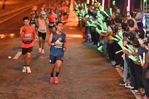 BIB: 40046, 42135
                            <button type="button" onclick="openModal(14628690)" class="btn btn-primary btn-sm float-right btn-popup" data-toggle="modal" data-target=".modal-high-quality">
                        <i class="fas fa-shopping-cart"></i> Add to Cart
                    </button>
                                            <button type="button" onclick="isThisMe(14628690, true)" class="btn btn-success btn-sm float-right btn-popup btn-isme hidden" data-toggle="tooltip" data-placement="bottom" title="นี่คือรูปของคุณใช่ไหม คลิกที่นี่เพื่อเอาเข้าอัลบั้ม">
                        <i class="fas fa-plus"></i> Add to album
                    </button>
                    <button type="button" onclick="isThisMe(14628690, false)" class="btn btn-warning btn-sm float-right btn-popup btn-isnotme hidden">
                        <i class="fas fa-ban"></i> Remove from album
                    </button>