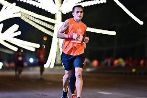 BIB: 343
                            <button type="button" onclick="openModal(14933002)" class="btn btn-primary btn-sm float-right btn-popup" data-toggle="modal" data-target=".modal-high-quality">
                        <i class="fas fa-shopping-cart"></i> Add to Cart
                    </button>
                                            <button type="button" onclick="isThisMe(14933002, true)" class="btn btn-success btn-sm float-right btn-popup btn-isme hidden" data-toggle="tooltip" data-placement="bottom" title="นี่คือรูปของคุณใช่ไหม คลิกที่นี่เพื่อเอาเข้าอัลบั้ม">
                        <i class="fas fa-plus"></i> Add to album
                    </button>
                    <button type="button" onclick="isThisMe(14933002, false)" class="btn btn-warning btn-sm float-right btn-popup btn-isnotme hidden">
                        <i class="fas fa-ban"></i> Remove from album
                    </button>