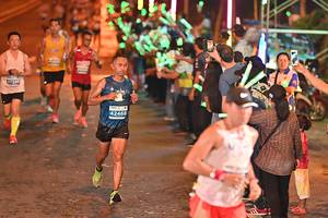 BIB: 42468
                            <button type="button" onclick="openModal(14631182)" class="btn btn-primary btn-sm float-right btn-popup" data-toggle="modal" data-target=".modal-high-quality">
                        <i class="fas fa-shopping-cart"></i> Add to Cart
                    </button>
                                            <button type="button" onclick="isThisMe(14631182, true)" class="btn btn-success btn-sm float-right btn-popup btn-isme hidden" data-toggle="tooltip" data-placement="bottom" title="นี่คือรูปของคุณใช่ไหม คลิกที่นี่เพื่อเอาเข้าอัลบั้ม">
                        <i class="fas fa-plus"></i> Add to album
                    </button>
                    <button type="button" onclick="isThisMe(14631182, false)" class="btn btn-warning btn-sm float-right btn-popup btn-isnotme hidden">
                        <i class="fas fa-ban"></i> Remove from album
                    </button>