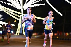 BIB: 403, 9529
                            <button type="button" onclick="openModal(14914832)" class="btn btn-primary btn-sm float-right btn-popup" data-toggle="modal" data-target=".modal-high-quality">
                        <i class="fas fa-shopping-cart"></i> Add to Cart
                    </button>
                                            <button type="button" onclick="isThisMe(14914832, true)" class="btn btn-success btn-sm float-right btn-popup btn-isme hidden" data-toggle="tooltip" data-placement="bottom" title="นี่คือรูปของคุณใช่ไหม คลิกที่นี่เพื่อเอาเข้าอัลบั้ม">
                        <i class="fas fa-plus"></i> Add to album
                    </button>
                    <button type="button" onclick="isThisMe(14914832, false)" class="btn btn-warning btn-sm float-right btn-popup btn-isnotme hidden">
                        <i class="fas fa-ban"></i> Remove from album
                    </button>