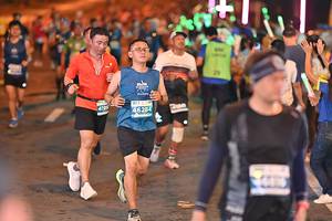 BIB: 4199, 46284
                            <button type="button" onclick="openModal(14727055)" class="btn btn-primary btn-sm float-right btn-popup" data-toggle="modal" data-target=".modal-high-quality">
                        <i class="fas fa-shopping-cart"></i> Add to Cart
                    </button>
                                            <button type="button" onclick="isThisMe(14727055, true)" class="btn btn-success btn-sm float-right btn-popup btn-isme hidden" data-toggle="tooltip" data-placement="bottom" title="นี่คือรูปของคุณใช่ไหม คลิกที่นี่เพื่อเอาเข้าอัลบั้ม">
                        <i class="fas fa-plus"></i> Add to album
                    </button>
                    <button type="button" onclick="isThisMe(14727055, false)" class="btn btn-warning btn-sm float-right btn-popup btn-isnotme hidden">
                        <i class="fas fa-ban"></i> Remove from album
                    </button>