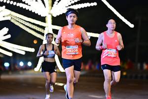 BIB: 79206, 27375, 028
                            <button type="button" onclick="openModal(14933050)" class="btn btn-primary btn-sm float-right btn-popup" data-toggle="modal" data-target=".modal-high-quality">
                        <i class="fas fa-shopping-cart"></i> Add to Cart
                    </button>
                                            <button type="button" onclick="isThisMe(14933050, true)" class="btn btn-success btn-sm float-right btn-popup btn-isme hidden" data-toggle="tooltip" data-placement="bottom" title="นี่คือรูปของคุณใช่ไหม คลิกที่นี่เพื่อเอาเข้าอัลบั้ม">
                        <i class="fas fa-plus"></i> Add to album
                    </button>
                    <button type="button" onclick="isThisMe(14933050, false)" class="btn btn-warning btn-sm float-right btn-popup btn-isnotme hidden">
                        <i class="fas fa-ban"></i> Remove from album
                    </button>