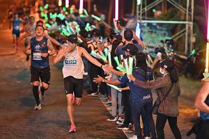 BIB: 47182, 42308
                            <button type="button" onclick="openModal(14622671)" class="btn btn-primary btn-sm float-right btn-popup" data-toggle="modal" data-target=".modal-high-quality">
                        <i class="fas fa-shopping-cart"></i> Add to Cart
                    </button>
                                            <button type="button" onclick="isThisMe(14622671, true)" class="btn btn-success btn-sm float-right btn-popup btn-isme hidden" data-toggle="tooltip" data-placement="bottom" title="นี่คือรูปของคุณใช่ไหม คลิกที่นี่เพื่อเอาเข้าอัลบั้ม">
                        <i class="fas fa-plus"></i> Add to album
                    </button>
                    <button type="button" onclick="isThisMe(14622671, false)" class="btn btn-warning btn-sm float-right btn-popup btn-isnotme hidden">
                        <i class="fas fa-ban"></i> Remove from album
                    </button>