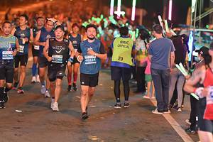 BIB: 40745, 42240, 46824
                            <button type="button" onclick="openModal(14721483)" class="btn btn-primary btn-sm float-right btn-popup" data-toggle="modal" data-target=".modal-high-quality">
                        <i class="fas fa-shopping-cart"></i> Add to Cart
                    </button>
                                            <button type="button" onclick="isThisMe(14721483, true)" class="btn btn-success btn-sm float-right btn-popup btn-isme hidden" data-toggle="tooltip" data-placement="bottom" title="นี่คือรูปของคุณใช่ไหม คลิกที่นี่เพื่อเอาเข้าอัลบั้ม">
                        <i class="fas fa-plus"></i> Add to album
                    </button>
                    <button type="button" onclick="isThisMe(14721483, false)" class="btn btn-warning btn-sm float-right btn-popup btn-isnotme hidden">
                        <i class="fas fa-ban"></i> Remove from album
                    </button>