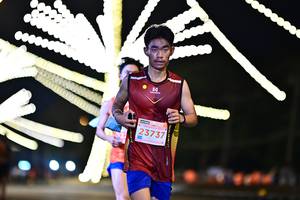 BIB: 23737
                            <button type="button" onclick="openModal(14927132)" class="btn btn-primary btn-sm float-right btn-popup" data-toggle="modal" data-target=".modal-high-quality">
                        <i class="fas fa-shopping-cart"></i> Add to Cart
                    </button>
                                            <button type="button" onclick="isThisMe(14927132, true)" class="btn btn-success btn-sm float-right btn-popup btn-isme hidden" data-toggle="tooltip" data-placement="bottom" title="นี่คือรูปของคุณใช่ไหม คลิกที่นี่เพื่อเอาเข้าอัลบั้ม">
                        <i class="fas fa-plus"></i> Add to album
                    </button>
                    <button type="button" onclick="isThisMe(14927132, false)" class="btn btn-warning btn-sm float-right btn-popup btn-isnotme hidden">
                        <i class="fas fa-ban"></i> Remove from album
                    </button>