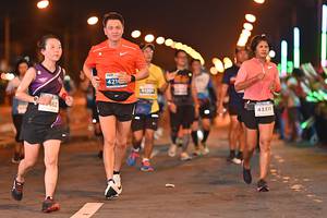 BIB: 4216, 862, 43311
                            <button type="button" onclick="openModal(14752296)" class="btn btn-primary btn-sm float-right btn-popup" data-toggle="modal" data-target=".modal-high-quality">
                        <i class="fas fa-shopping-cart"></i> Add to Cart
                    </button>
                                            <button type="button" onclick="isThisMe(14752296, true)" class="btn btn-success btn-sm float-right btn-popup btn-isme hidden" data-toggle="tooltip" data-placement="bottom" title="นี่คือรูปของคุณใช่ไหม คลิกที่นี่เพื่อเอาเข้าอัลบั้ม">
                        <i class="fas fa-plus"></i> Add to album
                    </button>
                    <button type="button" onclick="isThisMe(14752296, false)" class="btn btn-warning btn-sm float-right btn-popup btn-isnotme hidden">
                        <i class="fas fa-ban"></i> Remove from album
                    </button>