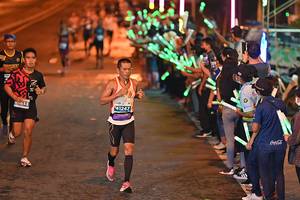 BIB: 653, 41247
                            <button type="button" onclick="openModal(14621557)" class="btn btn-primary btn-sm float-right btn-popup" data-toggle="modal" data-target=".modal-high-quality">
                        <i class="fas fa-shopping-cart"></i> Add to Cart
                    </button>
                                            <button type="button" onclick="isThisMe(14621557, true)" class="btn btn-success btn-sm float-right btn-popup btn-isme hidden" data-toggle="tooltip" data-placement="bottom" title="นี่คือรูปของคุณใช่ไหม คลิกที่นี่เพื่อเอาเข้าอัลบั้ม">
                        <i class="fas fa-plus"></i> Add to album
                    </button>
                    <button type="button" onclick="isThisMe(14621557, false)" class="btn btn-warning btn-sm float-right btn-popup btn-isnotme hidden">
                        <i class="fas fa-ban"></i> Remove from album
                    </button>