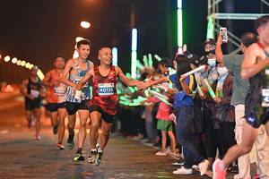 BIB: 40135
                            <button type="button" onclick="openModal(14604798)" class="btn btn-primary btn-sm float-right btn-popup" data-toggle="modal" data-target=".modal-high-quality">
                        <i class="fas fa-shopping-cart"></i> Add to Cart
                    </button>
                                            <button type="button" onclick="isThisMe(14604798, true)" class="btn btn-success btn-sm float-right btn-popup btn-isme hidden" data-toggle="tooltip" data-placement="bottom" title="นี่คือรูปของคุณใช่ไหม คลิกที่นี่เพื่อเอาเข้าอัลบั้ม">
                        <i class="fas fa-plus"></i> Add to album
                    </button>
                    <button type="button" onclick="isThisMe(14604798, false)" class="btn btn-warning btn-sm float-right btn-popup btn-isnotme hidden">
                        <i class="fas fa-ban"></i> Remove from album
                    </button>