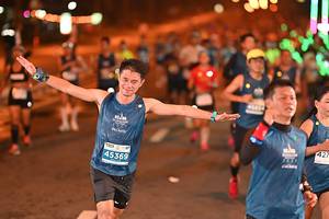 BIB: 427, 45369
                            <button type="button" onclick="openModal(14706374)" class="btn btn-primary btn-sm float-right btn-popup" data-toggle="modal" data-target=".modal-high-quality">
                        <i class="fas fa-shopping-cart"></i> Add to Cart
                    </button>
                                            <button type="button" onclick="isThisMe(14706374, true)" class="btn btn-success btn-sm float-right btn-popup btn-isme hidden" data-toggle="tooltip" data-placement="bottom" title="นี่คือรูปของคุณใช่ไหม คลิกที่นี่เพื่อเอาเข้าอัลบั้ม">
                        <i class="fas fa-plus"></i> Add to album
                    </button>
                    <button type="button" onclick="isThisMe(14706374, false)" class="btn btn-warning btn-sm float-right btn-popup btn-isnotme hidden">
                        <i class="fas fa-ban"></i> Remove from album
                    </button>