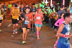 BIB: 43007, 46490
                            <button type="button" onclick="openModal(14733372)" class="btn btn-primary btn-sm float-right btn-popup" data-toggle="modal" data-target=".modal-high-quality">
                        <i class="fas fa-shopping-cart"></i> Add to Cart
                    </button>
                                            <button type="button" onclick="isThisMe(14733372, true)" class="btn btn-success btn-sm float-right btn-popup btn-isme hidden" data-toggle="tooltip" data-placement="bottom" title="นี่คือรูปของคุณใช่ไหม คลิกที่นี่เพื่อเอาเข้าอัลบั้ม">
                        <i class="fas fa-plus"></i> Add to album
                    </button>
                    <button type="button" onclick="isThisMe(14733372, false)" class="btn btn-warning btn-sm float-right btn-popup btn-isnotme hidden">
                        <i class="fas fa-ban"></i> Remove from album
                    </button>