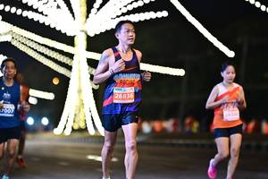 BIB: 26836, 7007, 2930
                            <button type="button" onclick="openModal(14925889)" class="btn btn-primary btn-sm float-right btn-popup" data-toggle="modal" data-target=".modal-high-quality">
                        <i class="fas fa-shopping-cart"></i> Add to Cart
                    </button>
                                            <button type="button" onclick="isThisMe(14925889, true)" class="btn btn-success btn-sm float-right btn-popup btn-isme hidden" data-toggle="tooltip" data-placement="bottom" title="นี่คือรูปของคุณใช่ไหม คลิกที่นี่เพื่อเอาเข้าอัลบั้ม">
                        <i class="fas fa-plus"></i> Add to album
                    </button>
                    <button type="button" onclick="isThisMe(14925889, false)" class="btn btn-warning btn-sm float-right btn-popup btn-isnotme hidden">
                        <i class="fas fa-ban"></i> Remove from album
                    </button>