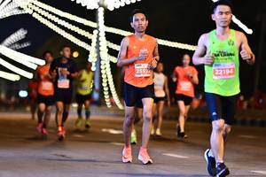 BIB: 25922, 22194
                            <button type="button" onclick="openModal(14935299)" class="btn btn-primary btn-sm float-right btn-popup" data-toggle="modal" data-target=".modal-high-quality">
                        <i class="fas fa-shopping-cart"></i> Add to Cart
                    </button>
                                            <button type="button" onclick="isThisMe(14935299, true)" class="btn btn-success btn-sm float-right btn-popup btn-isme hidden" data-toggle="tooltip" data-placement="bottom" title="นี่คือรูปของคุณใช่ไหม คลิกที่นี่เพื่อเอาเข้าอัลบั้ม">
                        <i class="fas fa-plus"></i> Add to album
                    </button>
                    <button type="button" onclick="isThisMe(14935299, false)" class="btn btn-warning btn-sm float-right btn-popup btn-isnotme hidden">
                        <i class="fas fa-ban"></i> Remove from album
                    </button>