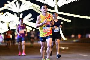 BIB: 11100, 20499
                            <button type="button" onclick="openModal(14936852)" class="btn btn-primary btn-sm float-right btn-popup" data-toggle="modal" data-target=".modal-high-quality">
                        <i class="fas fa-shopping-cart"></i> Add to Cart
                    </button>
                                            <button type="button" onclick="isThisMe(14936852, true)" class="btn btn-success btn-sm float-right btn-popup btn-isme hidden" data-toggle="tooltip" data-placement="bottom" title="นี่คือรูปของคุณใช่ไหม คลิกที่นี่เพื่อเอาเข้าอัลบั้ม">
                        <i class="fas fa-plus"></i> Add to album
                    </button>
                    <button type="button" onclick="isThisMe(14936852, false)" class="btn btn-warning btn-sm float-right btn-popup btn-isnotme hidden">
                        <i class="fas fa-ban"></i> Remove from album
                    </button>