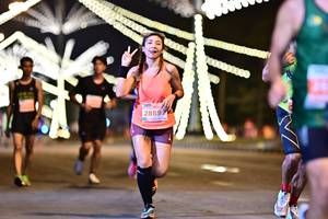 BIB: 3000, 2889
                            <button type="button" onclick="openModal(14930974)" class="btn btn-primary btn-sm float-right btn-popup" data-toggle="modal" data-target=".modal-high-quality">
                        <i class="fas fa-shopping-cart"></i> Add to Cart
                    </button>
                                            <button type="button" onclick="isThisMe(14930974, true)" class="btn btn-success btn-sm float-right btn-popup btn-isme hidden" data-toggle="tooltip" data-placement="bottom" title="นี่คือรูปของคุณใช่ไหม คลิกที่นี่เพื่อเอาเข้าอัลบั้ม">
                        <i class="fas fa-plus"></i> Add to album
                    </button>
                    <button type="button" onclick="isThisMe(14930974, false)" class="btn btn-warning btn-sm float-right btn-popup btn-isnotme hidden">
                        <i class="fas fa-ban"></i> Remove from album
                    </button>