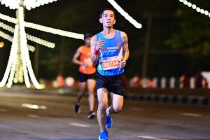 BIB: 26724, 6000
                            <button type="button" onclick="openModal(14930639)" class="btn btn-primary btn-sm float-right btn-popup" data-toggle="modal" data-target=".modal-high-quality">
                        <i class="fas fa-shopping-cart"></i> Add to Cart
                    </button>
                                            <button type="button" onclick="isThisMe(14930639, true)" class="btn btn-success btn-sm float-right btn-popup btn-isme hidden" data-toggle="tooltip" data-placement="bottom" title="นี่คือรูปของคุณใช่ไหม คลิกที่นี่เพื่อเอาเข้าอัลบั้ม">
                        <i class="fas fa-plus"></i> Add to album
                    </button>
                    <button type="button" onclick="isThisMe(14930639, false)" class="btn btn-warning btn-sm float-right btn-popup btn-isnotme hidden">
                        <i class="fas fa-ban"></i> Remove from album
                    </button>