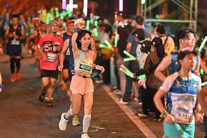 BIB: 462, 45120, 4752
                            <button type="button" onclick="openModal(14706714)" class="btn btn-primary btn-sm float-right btn-popup" data-toggle="modal" data-target=".modal-high-quality">
                        <i class="fas fa-shopping-cart"></i> Add to Cart
                    </button>
                                            <button type="button" onclick="isThisMe(14706714, true)" class="btn btn-success btn-sm float-right btn-popup btn-isme hidden" data-toggle="tooltip" data-placement="bottom" title="นี่คือรูปของคุณใช่ไหม คลิกที่นี่เพื่อเอาเข้าอัลบั้ม">
                        <i class="fas fa-plus"></i> Add to album
                    </button>
                    <button type="button" onclick="isThisMe(14706714, false)" class="btn btn-warning btn-sm float-right btn-popup btn-isnotme hidden">
                        <i class="fas fa-ban"></i> Remove from album
                    </button>