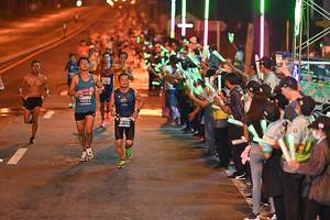 BIB: 45102, 715
                            <button type="button" onclick="openModal(14627653)" class="btn btn-primary btn-sm float-right btn-popup" data-toggle="modal" data-target=".modal-high-quality">
                        <i class="fas fa-shopping-cart"></i> Add to Cart
                    </button>
                                            <button type="button" onclick="isThisMe(14627653, true)" class="btn btn-success btn-sm float-right btn-popup btn-isme hidden" data-toggle="tooltip" data-placement="bottom" title="นี่คือรูปของคุณใช่ไหม คลิกที่นี่เพื่อเอาเข้าอัลบั้ม">
                        <i class="fas fa-plus"></i> Add to album
                    </button>
                    <button type="button" onclick="isThisMe(14627653, false)" class="btn btn-warning btn-sm float-right btn-popup btn-isnotme hidden">
                        <i class="fas fa-ban"></i> Remove from album
                    </button>