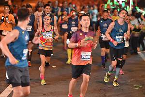 BIB: 7256, 43050, 4589, 95085
                            <button type="button" onclick="openModal(14709591)" class="btn btn-primary btn-sm float-right btn-popup" data-toggle="modal" data-target=".modal-high-quality">
                        <i class="fas fa-shopping-cart"></i> Add to Cart
                    </button>
                                            <button type="button" onclick="isThisMe(14709591, true)" class="btn btn-success btn-sm float-right btn-popup btn-isme hidden" data-toggle="tooltip" data-placement="bottom" title="นี่คือรูปของคุณใช่ไหม คลิกที่นี่เพื่อเอาเข้าอัลบั้ม">
                        <i class="fas fa-plus"></i> Add to album
                    </button>
                    <button type="button" onclick="isThisMe(14709591, false)" class="btn btn-warning btn-sm float-right btn-popup btn-isnotme hidden">
                        <i class="fas fa-ban"></i> Remove from album
                    </button>