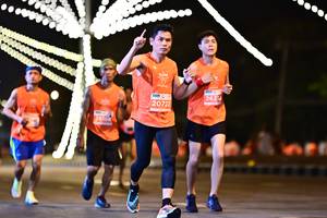 BIB: 263, 20723
                            <button type="button" onclick="openModal(14436367)" class="btn btn-primary btn-sm float-right btn-popup" data-toggle="modal" data-target=".modal-high-quality">
                        <i class="fas fa-shopping-cart"></i> Add to Cart
                    </button>
                                            <button type="button" onclick="isThisMe(14436367, true)" class="btn btn-success btn-sm float-right btn-popup btn-isme hidden" data-toggle="tooltip" data-placement="bottom" title="นี่คือรูปของคุณใช่ไหม คลิกที่นี่เพื่อเอาเข้าอัลบั้ม">
                        <i class="fas fa-plus"></i> Add to album
                    </button>
                    <button type="button" onclick="isThisMe(14436367, false)" class="btn btn-warning btn-sm float-right btn-popup btn-isnotme hidden">
                        <i class="fas fa-ban"></i> Remove from album
                    </button>